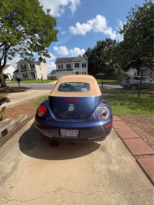 2006 Volkswagen New Beetle - Image 3 of 7