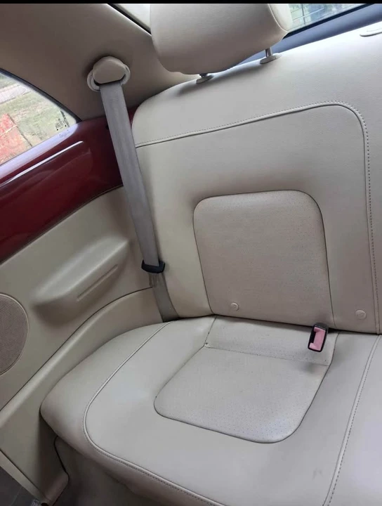 2006 Volkswagen New Beetle - Image 8 of 8