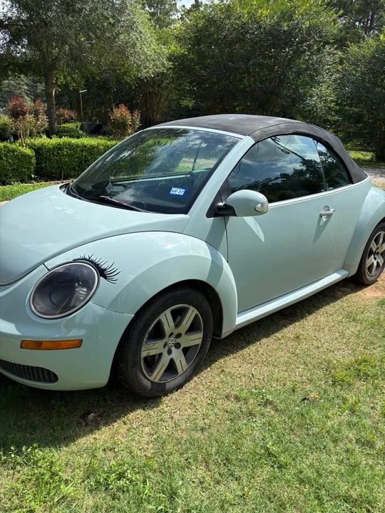 2006 Volkswagen New Beetle - Image 3 of 8