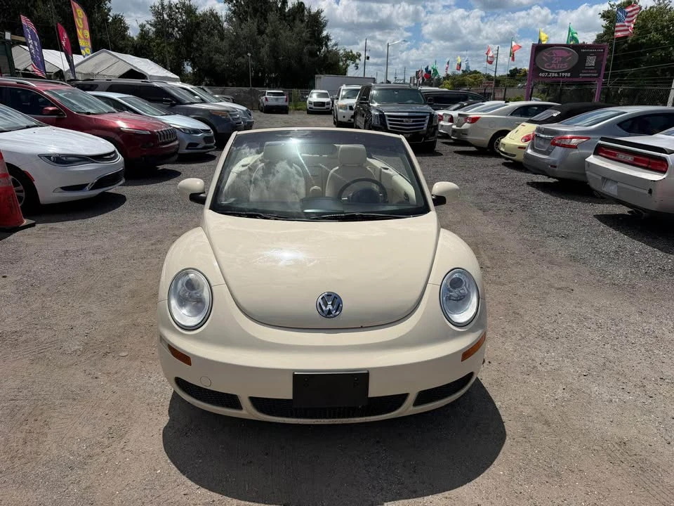 2006 Volkswagen New Beetle - Image 4 of 8