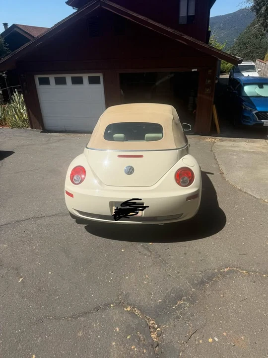 2006 Volkswagen New Beetle - Image 2 of 2