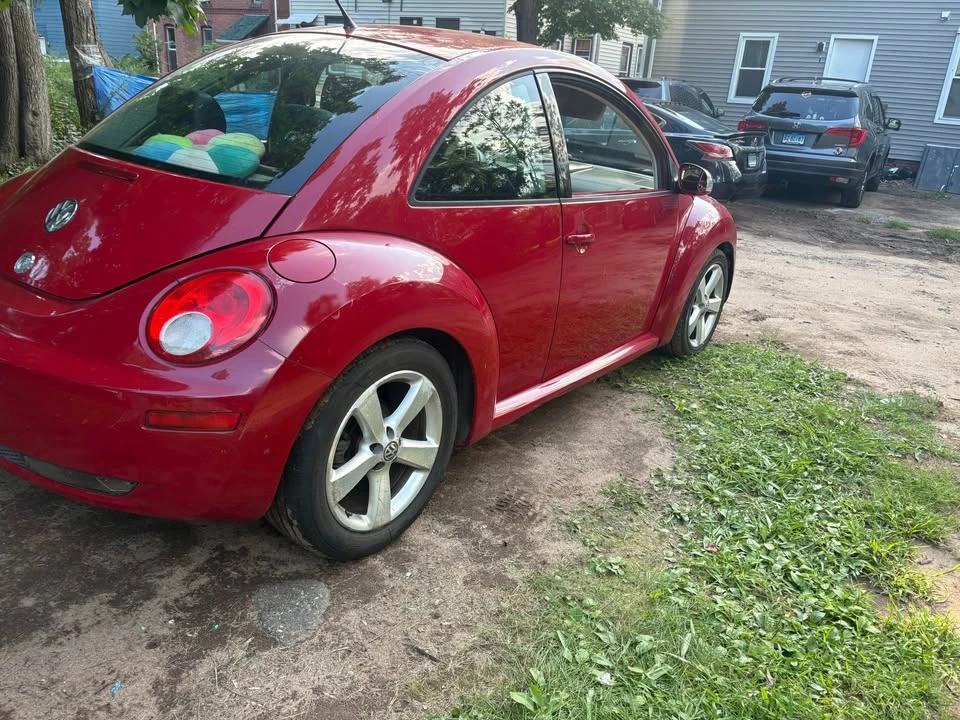 2006 Volkswagen New Beetle - Image 7 of 12