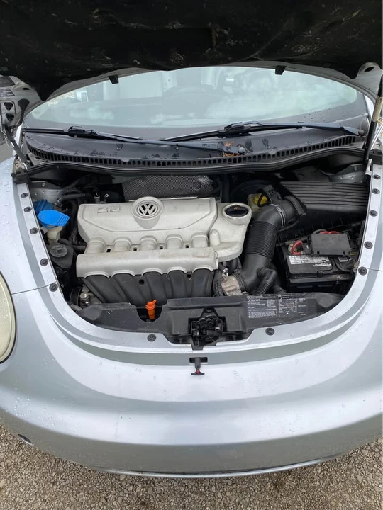 2006 Volkswagen Beetle - Image 9 of 15