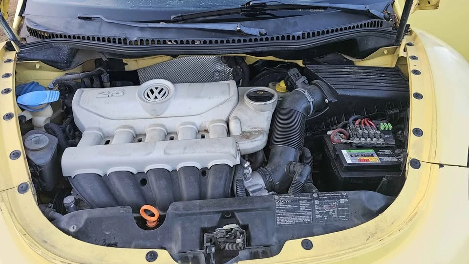 2006 Volkswagen New Beetle - Image 8 of 11