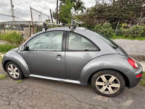 2006 Volkswagen Beetle 2.0T Turbo Hatchback