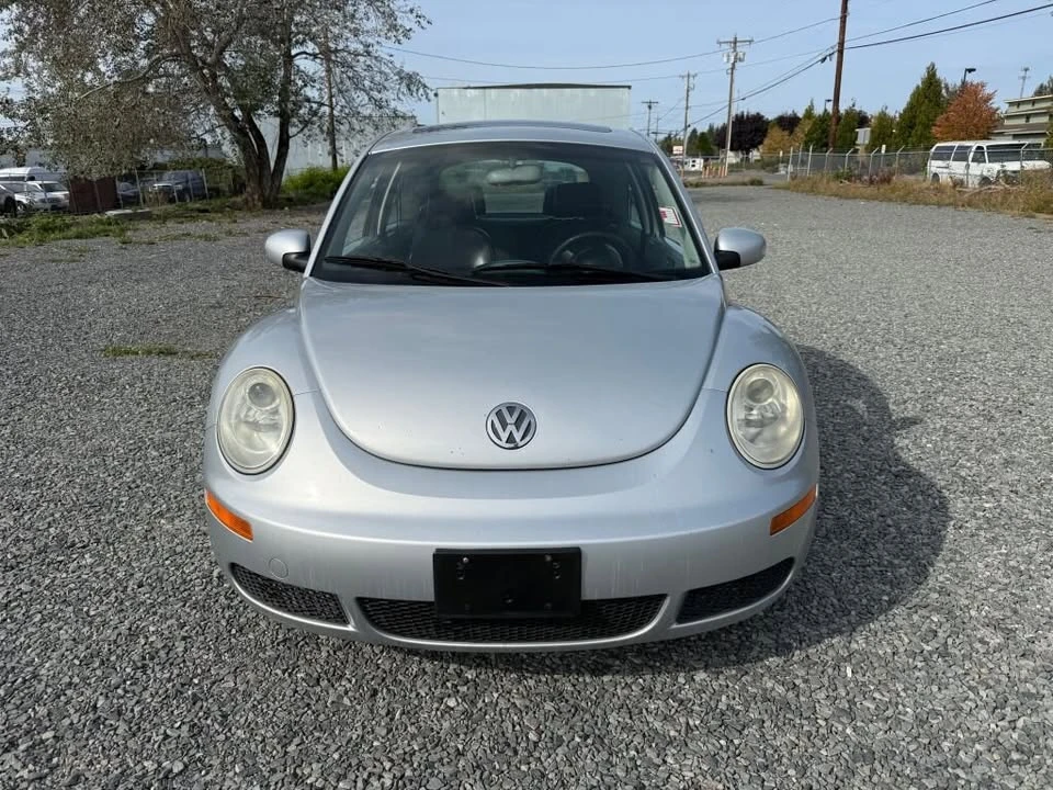 2006 Volkswagen New Beetle - Image 2 of 16