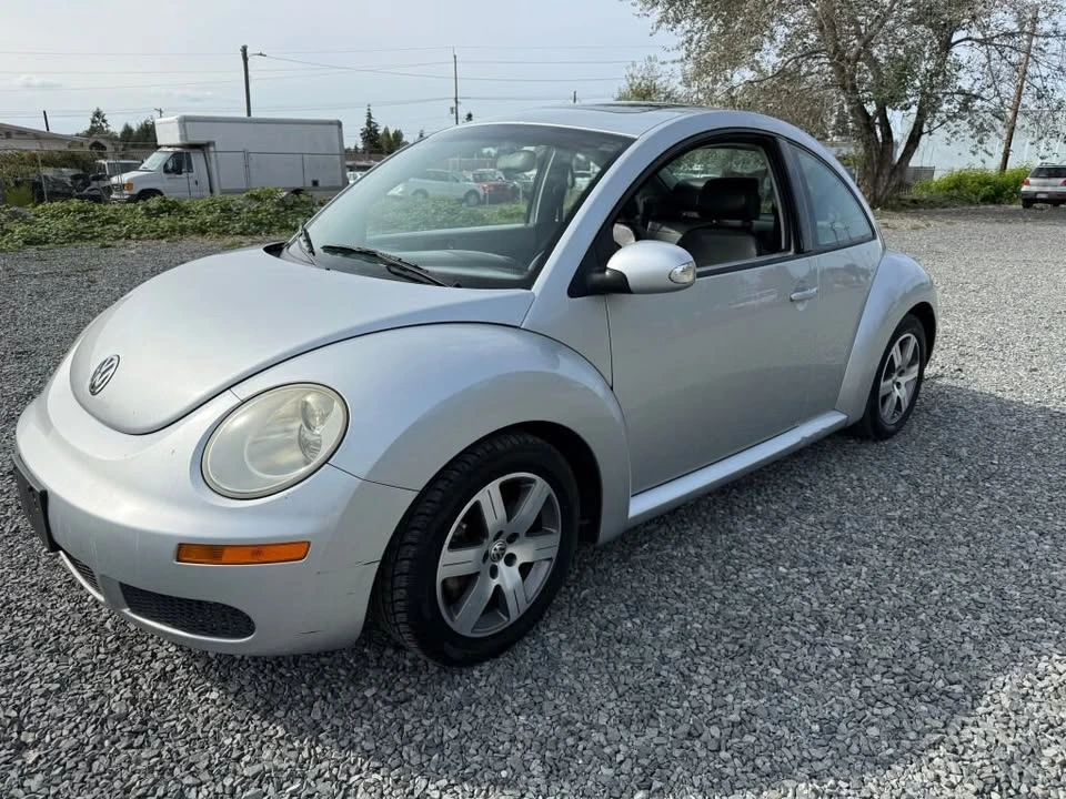 2006 Volkswagen New Beetle - Image 3 of 16