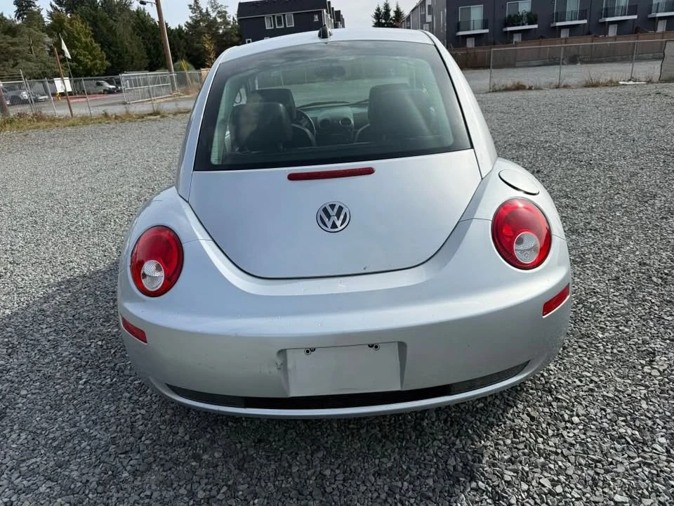 2006 Volkswagen New Beetle - Image 6 of 16