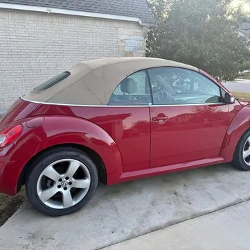2006 Volkswagen Beetle 2.5L Convertible