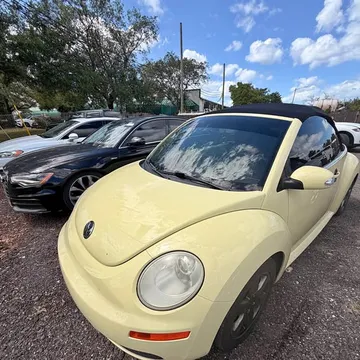 2006 Volkswagen Beetle 2.5L Convertible 2D