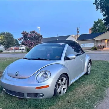 2006 Volkswagen Beetle 2.5L Convertible 2D