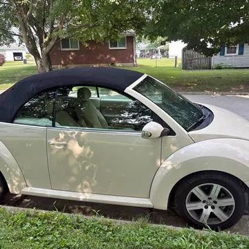 2006 Volkswagen Beetle 2.5L Convertible