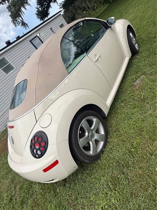 2006 Volkswagen New Beetle - Image 12 of 12