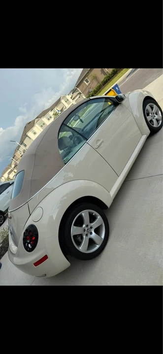 2006 Volkswagen New Beetle - Image 4 of 12