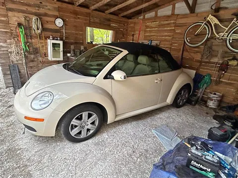 2006 Volkswagen Beetle 2.5L Convertible
