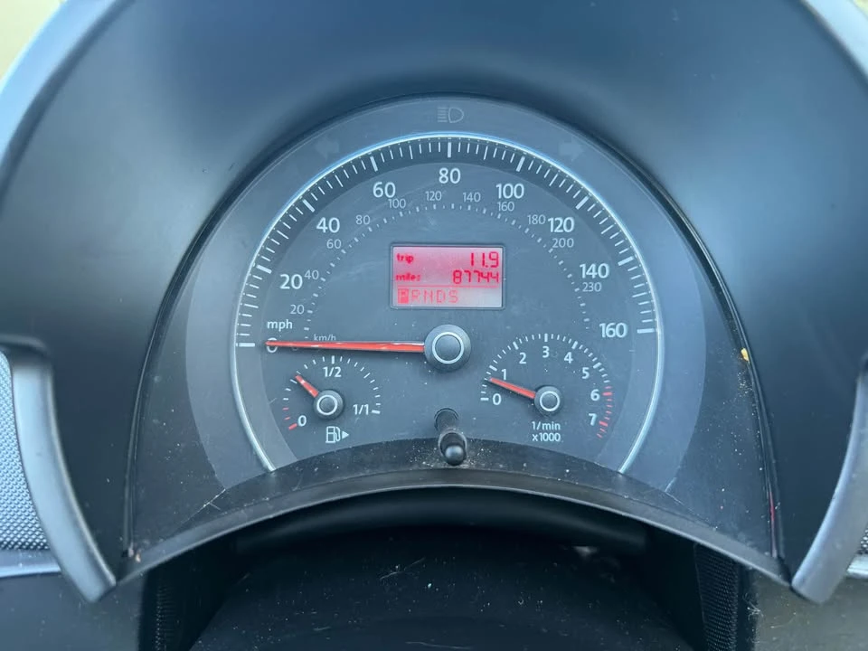 2006 Volkswagen New Beetle - Image 19 of 19