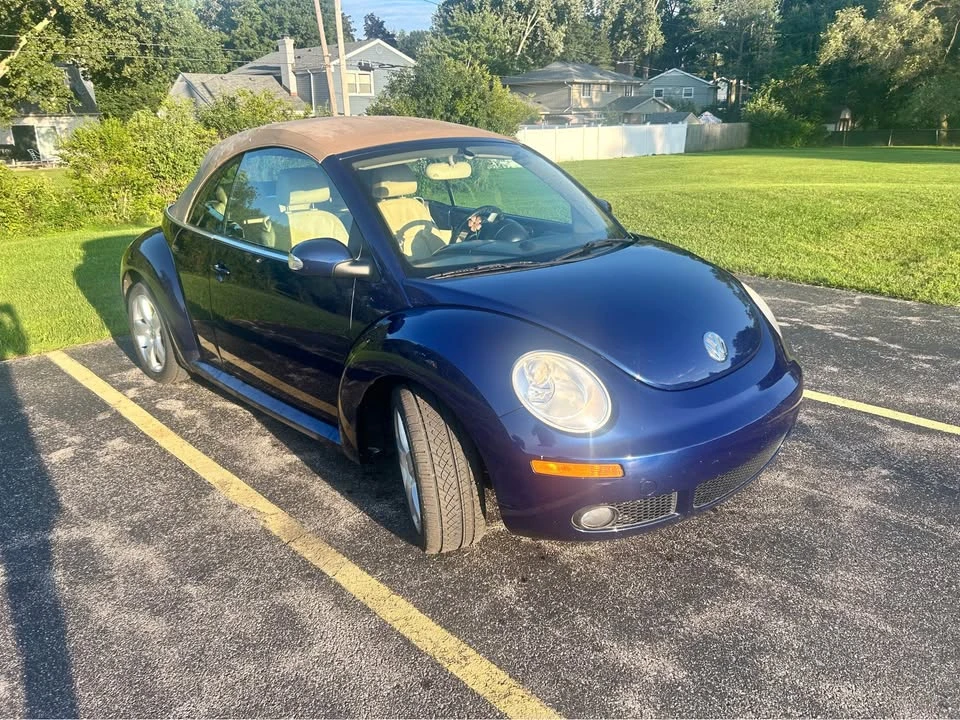 2006 Volkswagen New Beetle - Image 2 of 13