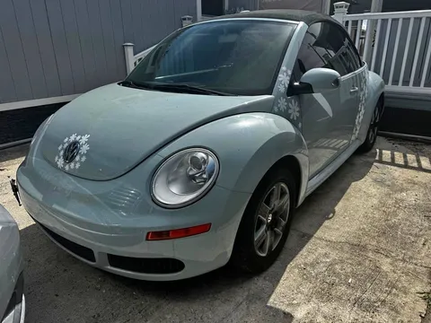 2006 Volkswagen Beetle 2.5L Convertible 2D