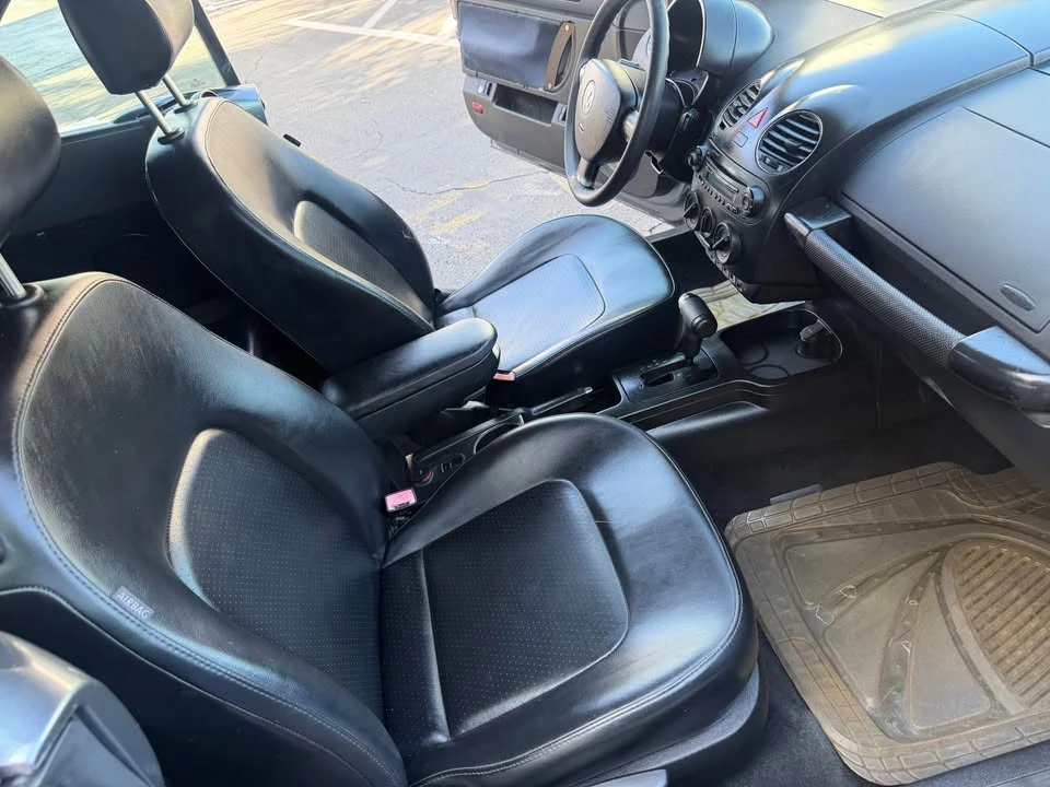 2006 Volkswagen New Beetle - Image 13 of 20