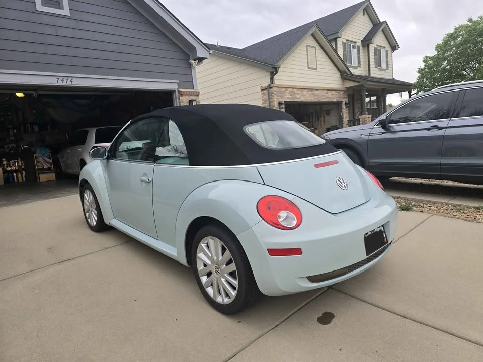 2006 Volkswagen New Beetle - Image 2 of 15