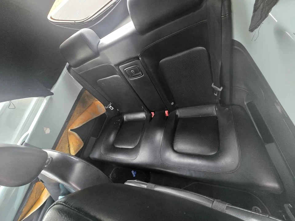 2006 Volkswagen New Beetle - Image 11 of 15