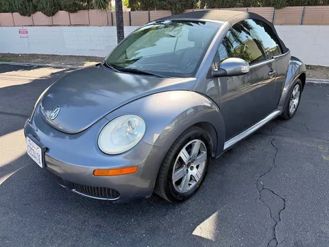 2006 Volkswagen Beetle 2.5L Convertible 2D