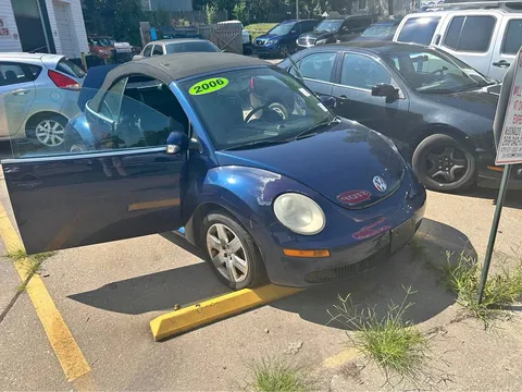 2006 Volkswagen Beetle 2.5L Convertible 2D