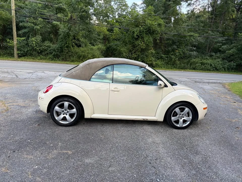 2006 Volkswagen New Beetle - Image 6 of 15