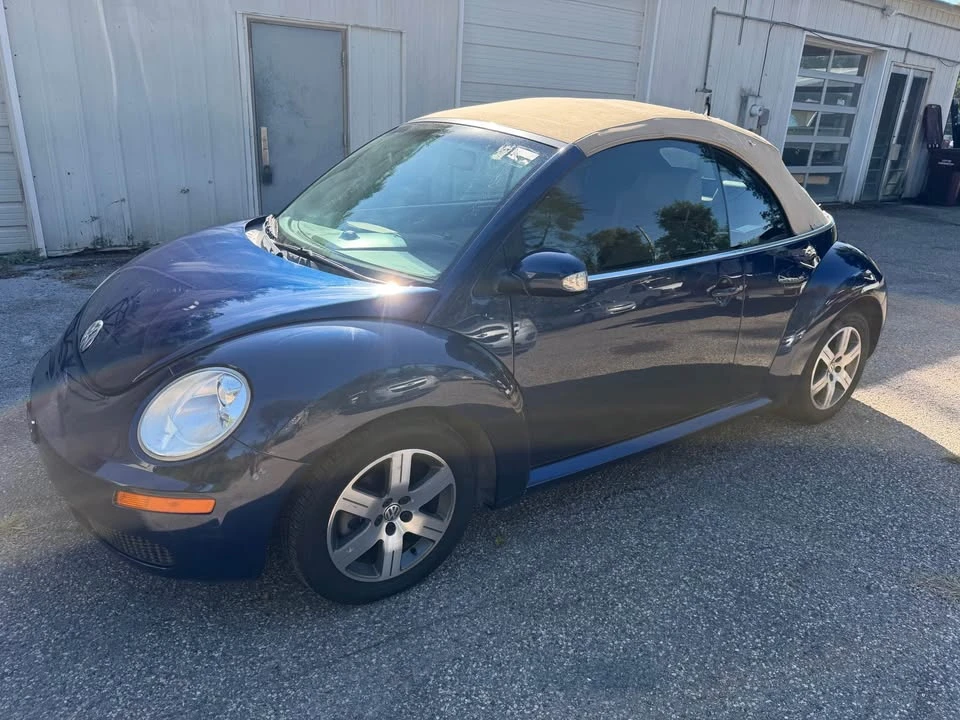2006 Volkswagen New Beetle - Image 5 of 13