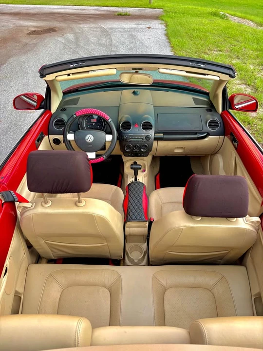 2006 Volkswagen New Beetle - Image 11 of 14
