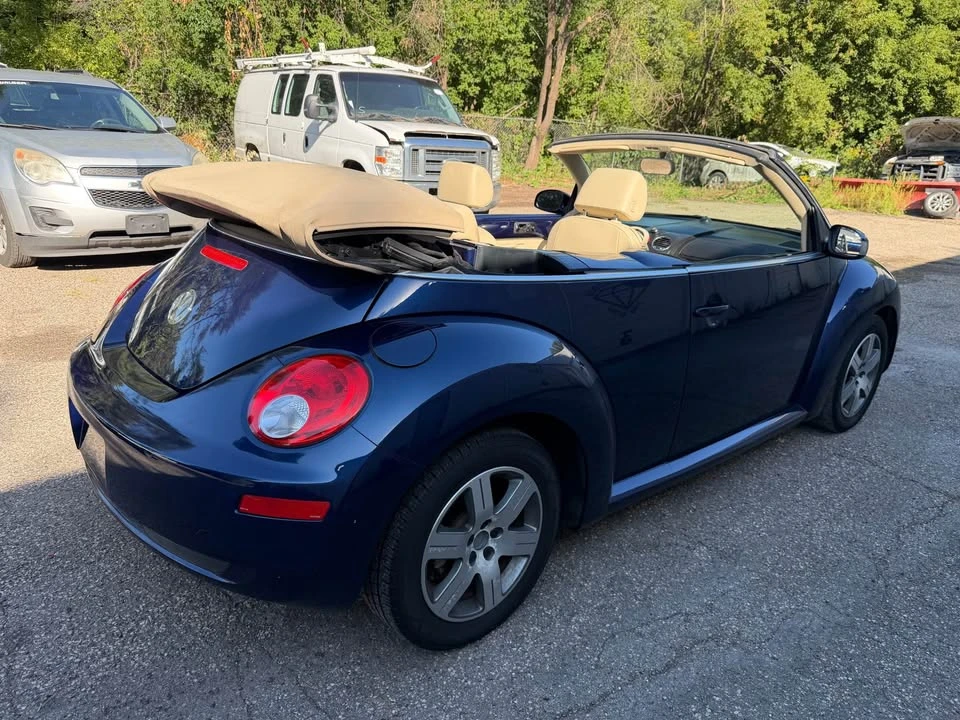 2006 Volkswagen New Beetle - Image 3 of 13