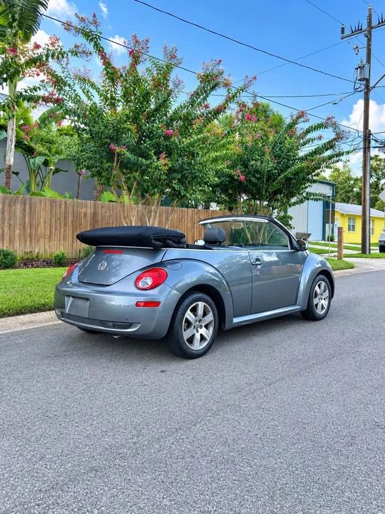 2006 Volkswagen New Beetle - Image 11 of 20