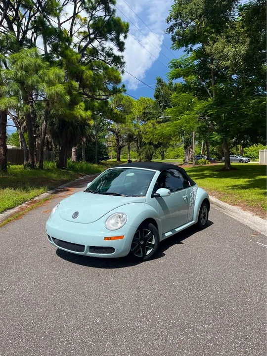 2006 Volkswagen New Beetle - Image 9 of 17