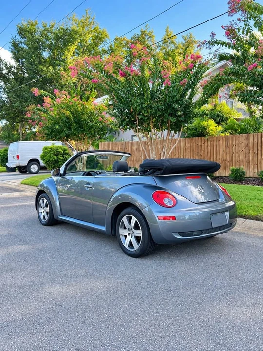 2006 Volkswagen New Beetle - Image 14 of 20