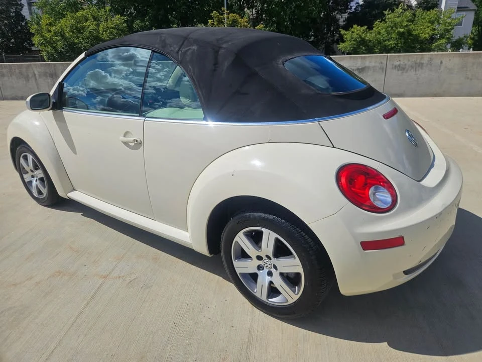 2006 Volkswagen New Beetle - Image 14 of 20