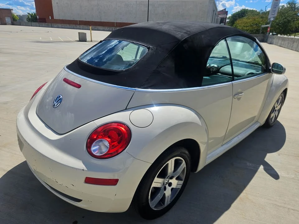 2006 Volkswagen New Beetle - Image 8 of 20