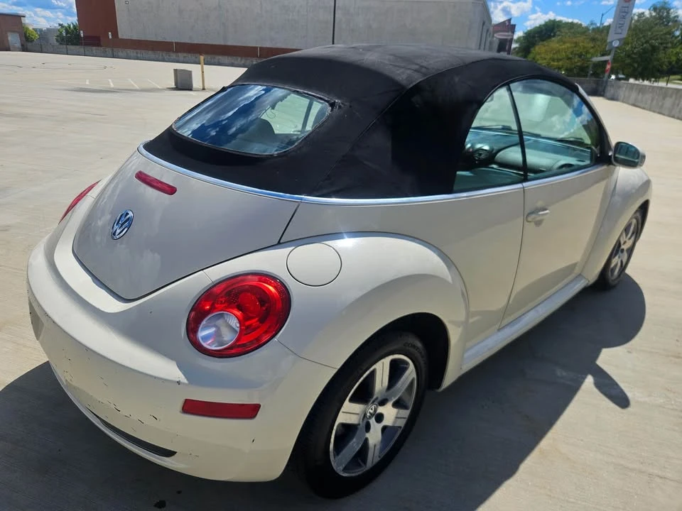 2006 Volkswagen New Beetle - Image 7 of 20