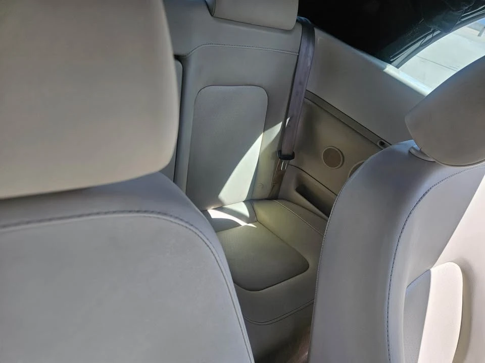 2006 Volkswagen New Beetle - Image 19 of 20