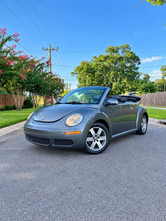 2006 Volkswagen New Beetle - Image 2 of 20
