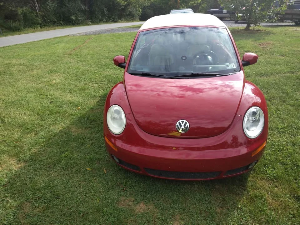 2006 Volkswagen New Beetle - Image 2 of 6