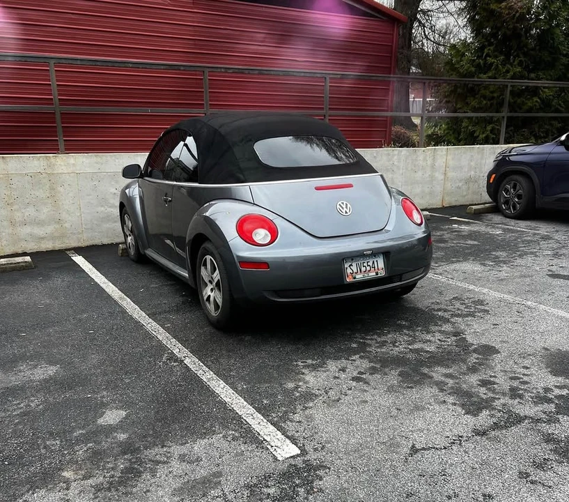 2006 Volkswagen New Beetle - Image 5 of 5