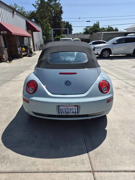2006 Volkswagen New Beetle - Image 10 of 19
