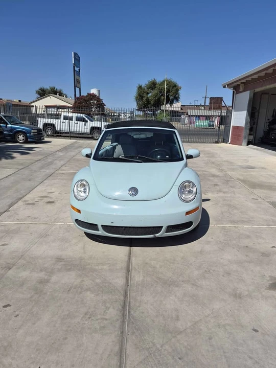 2006 Volkswagen New Beetle - Image 14 of 19