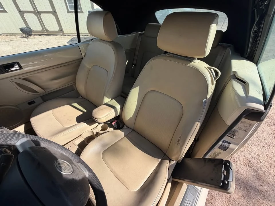 2006 Volkswagen New Beetle - Image 6 of 13