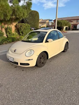 2006 Volkswagen Beetle 2.5L Entry Hatchback 2D