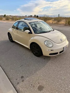 2006 Volkswagen Beetle 2.5L Entry Hatchback 2D