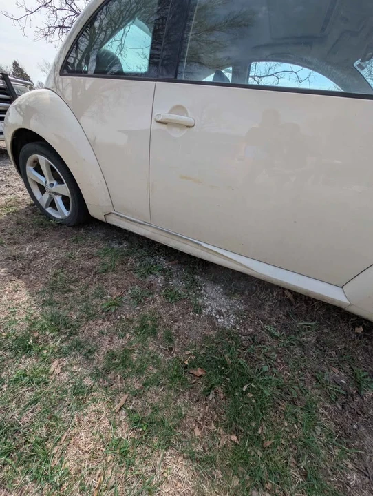 2006 Volkswagen New Beetle - Image 13 of 17