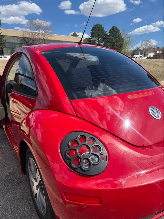 2006 Volkswagen New Beetle - Image 5 of 7