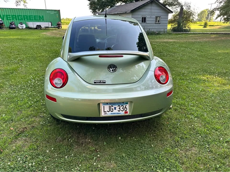 2006 Volkswagen New Beetle - Image 4 of 16