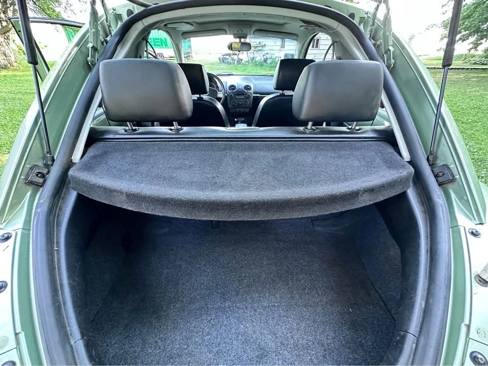 2006 Volkswagen New Beetle - Image 14 of 16
